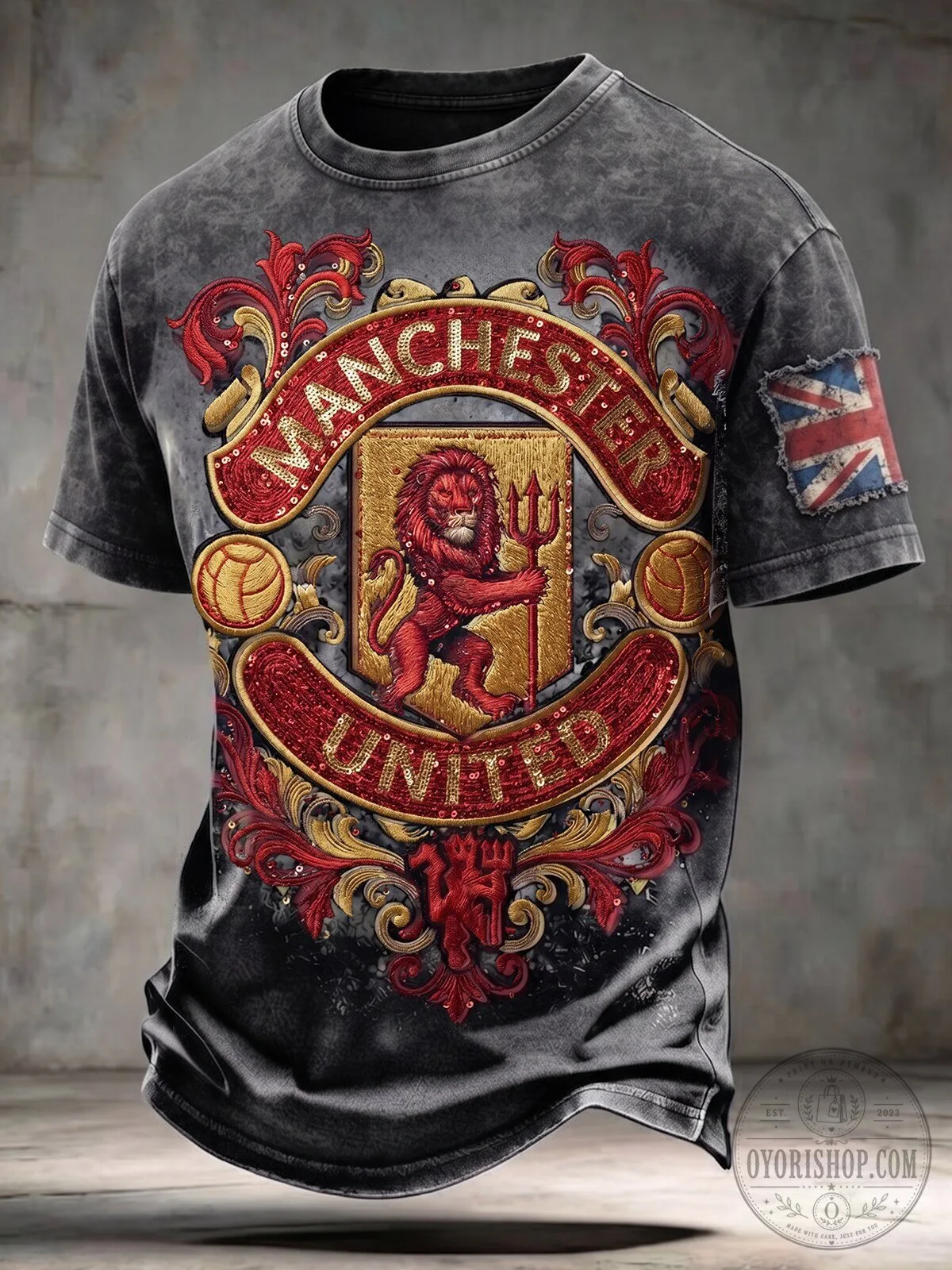 Manchester United Football Club Red Lion Emblem Gray Washed T-Shirt 2 Manchester United Football Club Red Lion Emblem Gray Washed T-Shirt