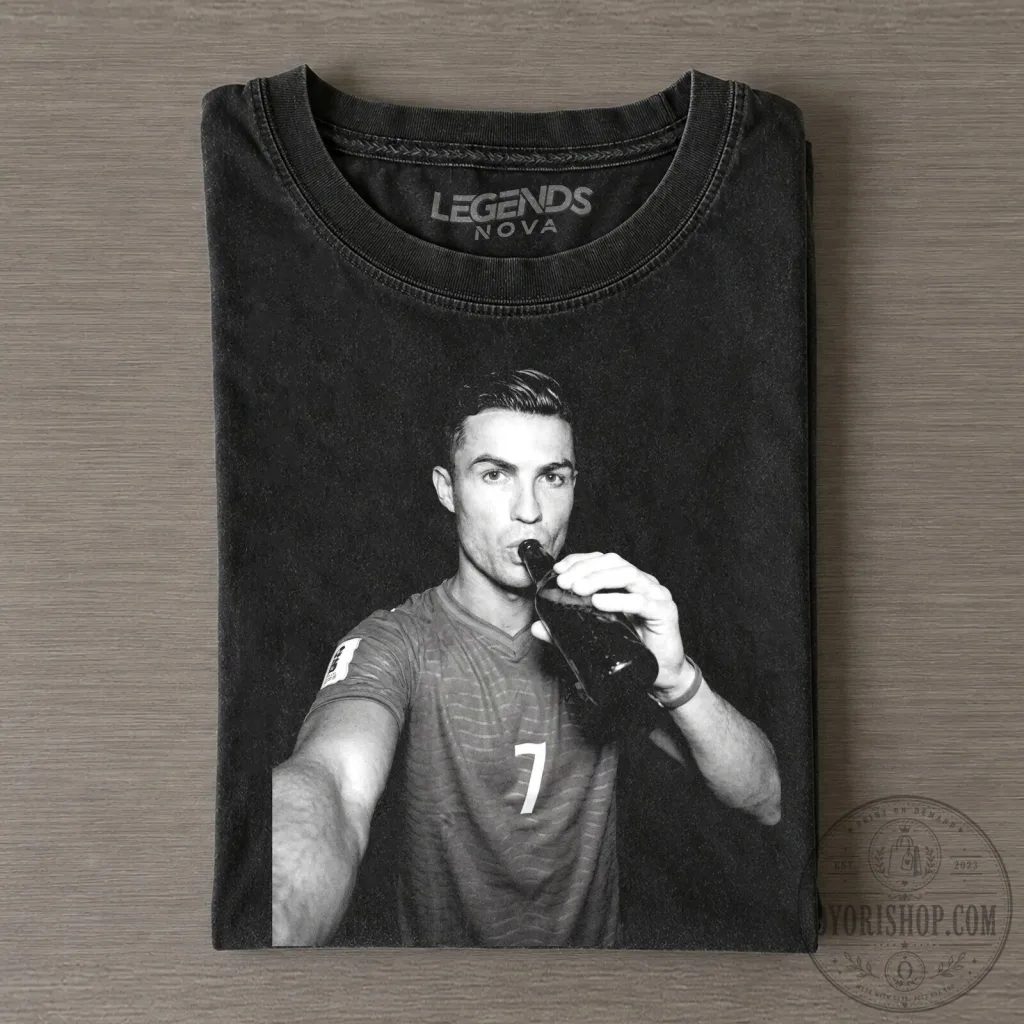 Cristiano Ronaldo Selfie Drinking Beer Black and White T-Shirt Cristiano Ronaldo Selfie Drinking Beer Black and White T-Shirt